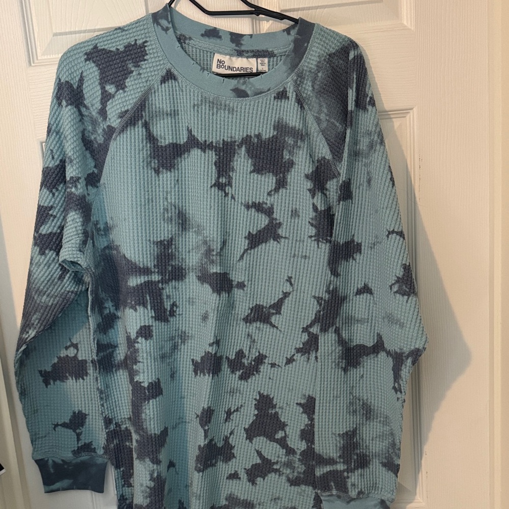 No Boundaries Teal and Charcoal Tie-Dye Top